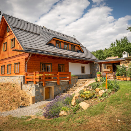 Roubenka jako z pohádky - Medlovice