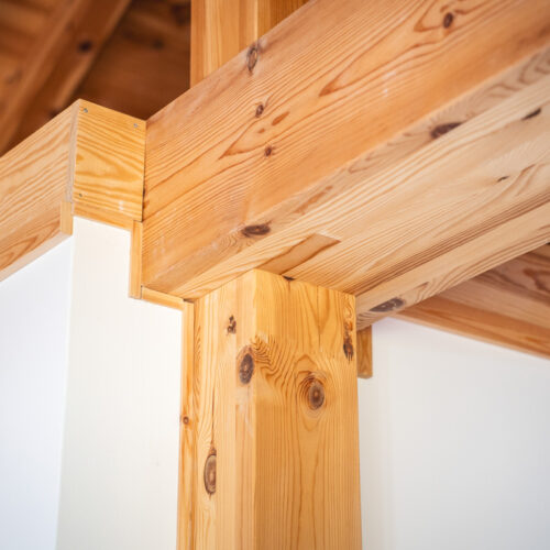 Poloroubený bungalov Sulice detail
