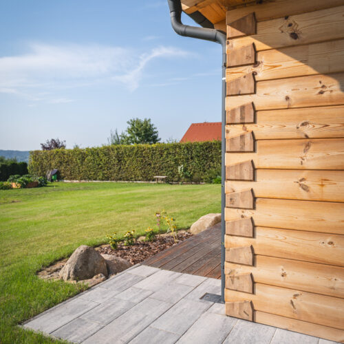 Poloroubený bungalov Sulice exteriér