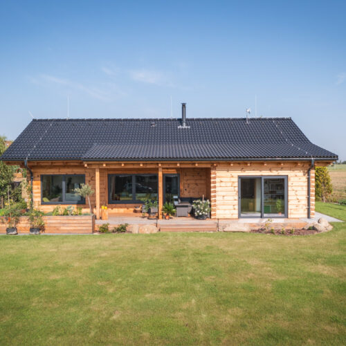 Poloroubený bungalov Sulice exteriér