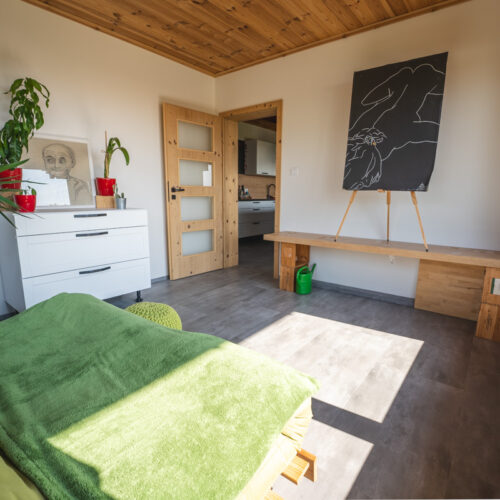 Poloroubený bungalov Sulice ložnice