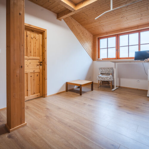 Roubenka ze smrku Jedovnice